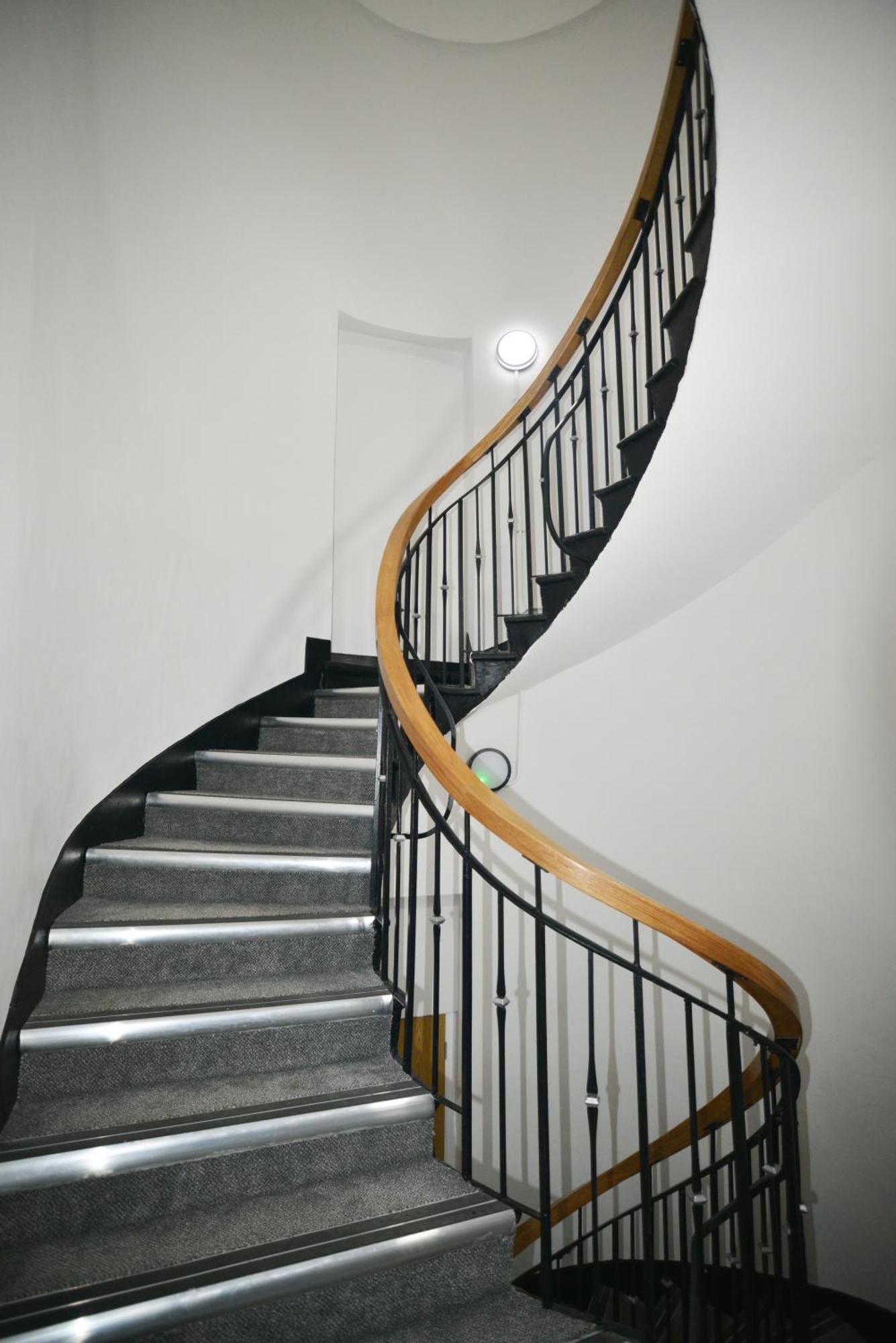 Modern Getaway - Stylish 1-bed Ideal For Business & Leisure *
